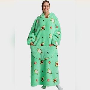 Cozy Mint Green Avocado Plush Hooded Robe for Women